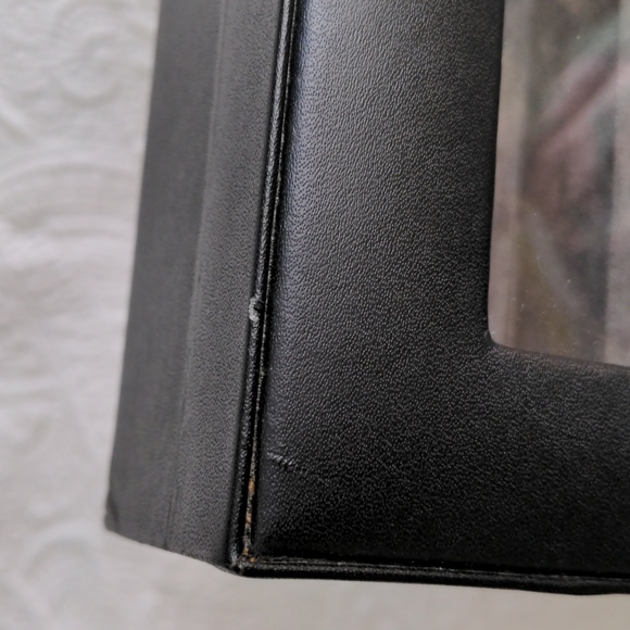 TECHSWISS Eyeglasses & Sunglasses Storage Case in Black Leather - Picture 11 of 14